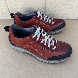 Clarks Wave Walk Trek Women’s Orange Leather Waterproof Lace Up Shoes Size 6.5